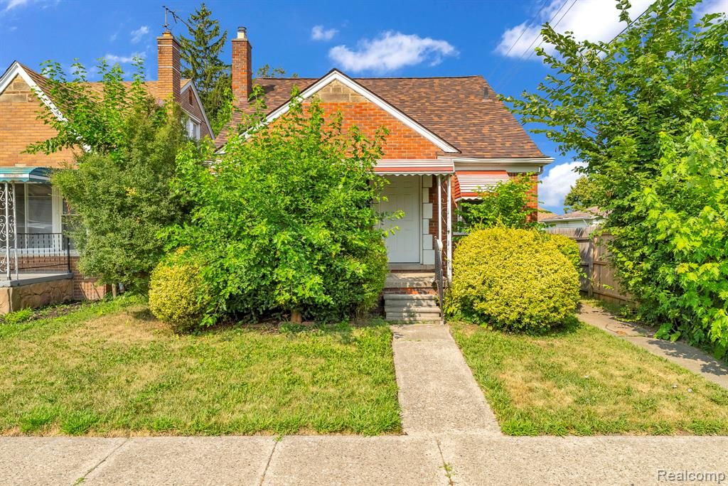 19723 Carrie Street, Detroit, MI 48234