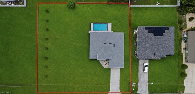 216 NW 10th TER, Cape Coral, FL 33993