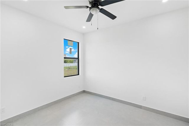 216 NW 10th TER, Cape Coral, FL 33993