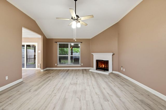 2622 S Peach Hollow Circle, Pearland, TX 77584