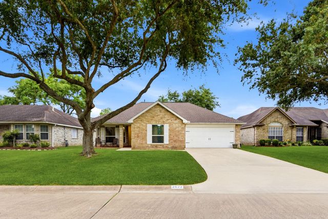 2622 S Peach Hollow Circle, Pearland, TX 77584