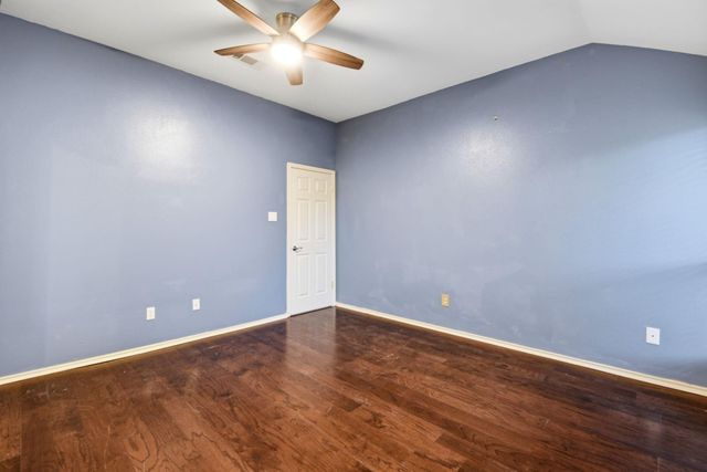 2622 S Peach Hollow Circle, Pearland, TX 77584