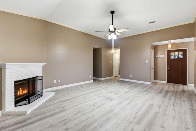 2622 S Peach Hollow Circle, Pearland, TX 77584