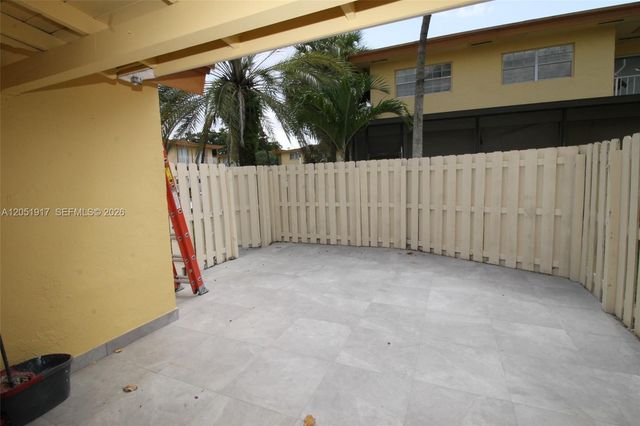 8340 SW 154th Ave 60, Miami, FL 33193