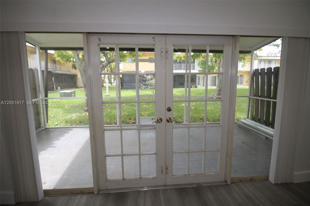8340 SW 154th Ave 60, Miami, FL 33193