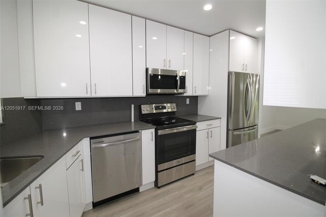 8340 SW 154th Ave 60, Miami, FL 33193