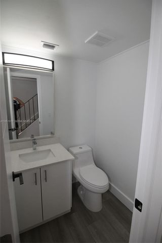 8340 SW 154th Ave 60, Miami, FL 33193