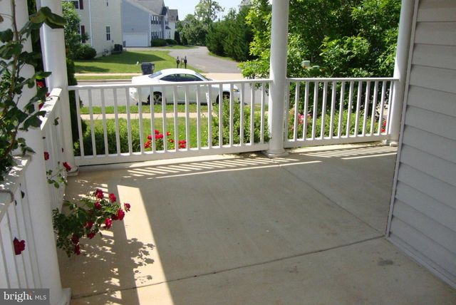 8 FOGGY FIELD LN, Fredericksburg, VA 22406