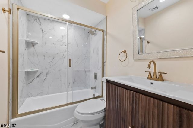 142 Main Ave 4A, Passaic City, NJ 07055