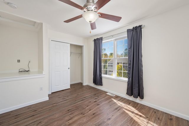 19 Dillon Way Unit 4, Laconia, NH 03246