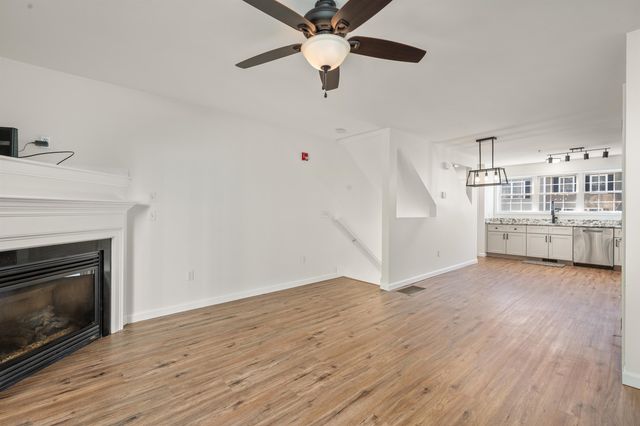 19 Dillon Way Unit 4, Laconia, NH 03246