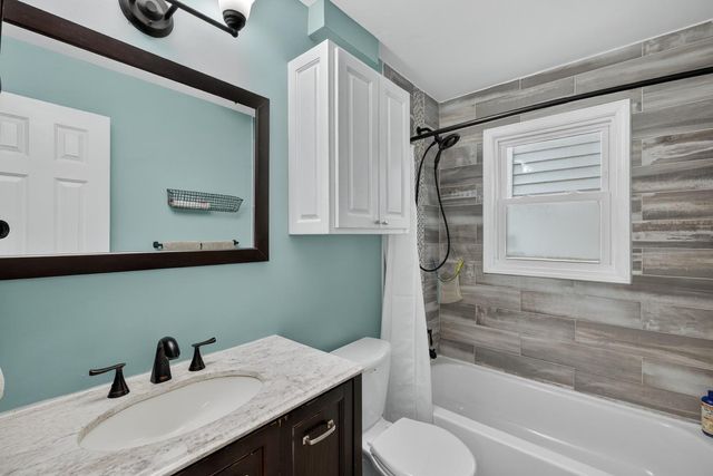 1411 14th Street NE, Rochester, MN 55906