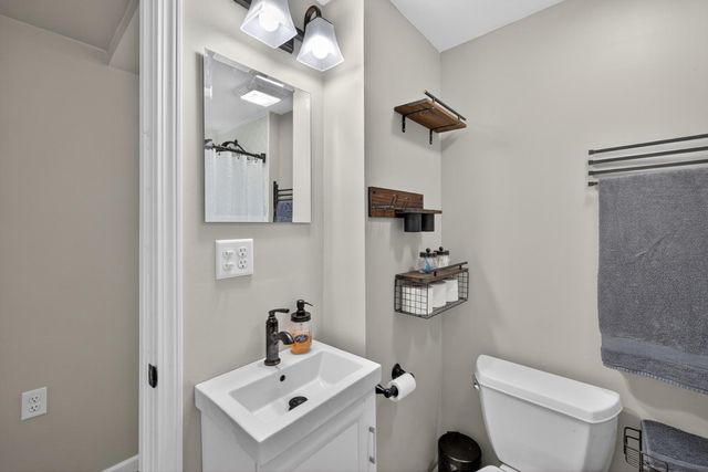 1411 14th Street NE, Rochester, MN 55906