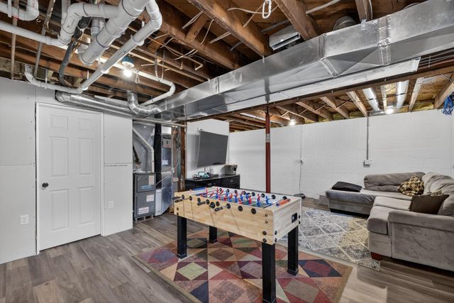 1411 14th Street NE, Rochester, MN 55906