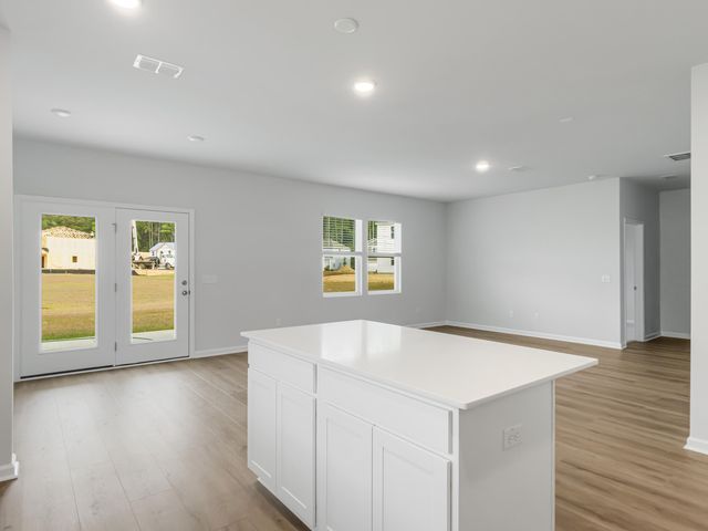 725 Meadowbrook Lane, Summerville, SC 29486