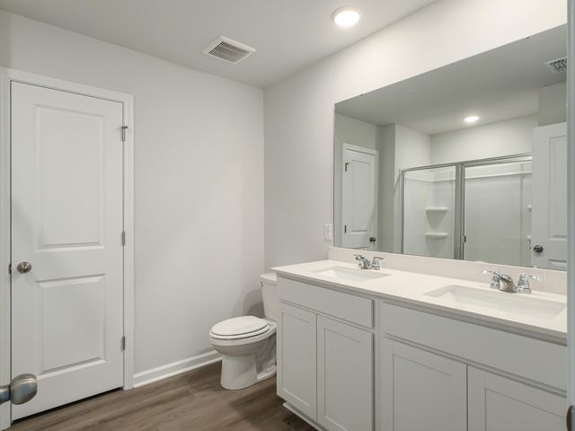 725 Meadowbrook Lane, Summerville, SC 29486