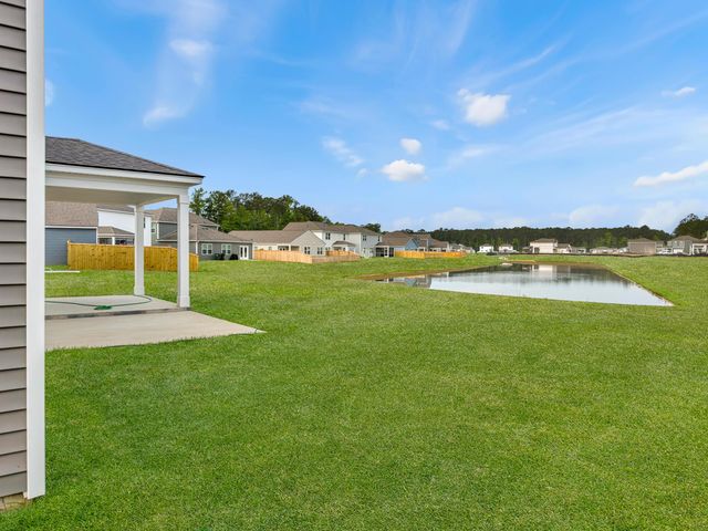 725 Meadowbrook Lane, Summerville, SC 29486