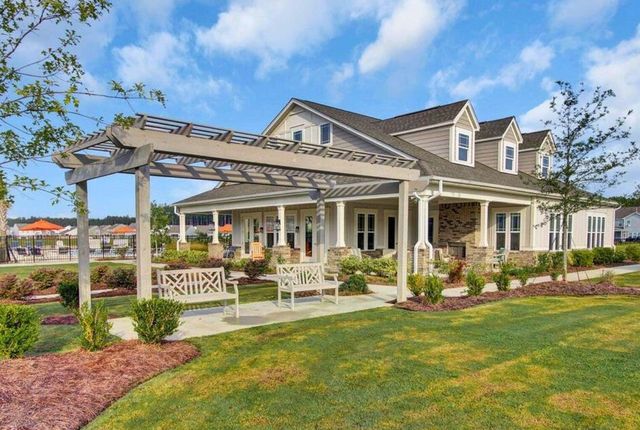 725 Meadowbrook Lane, Summerville, SC 29486