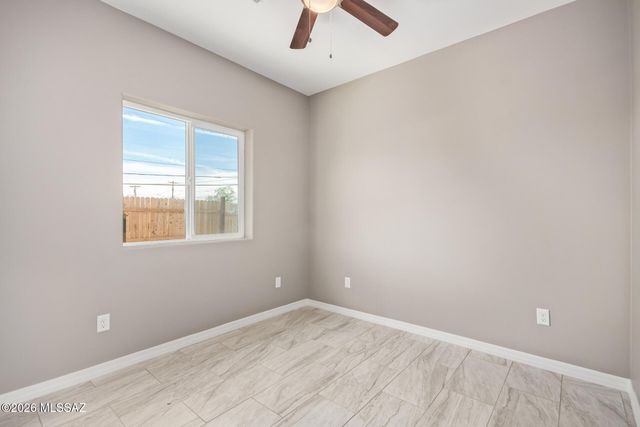 1304 S 5th Avenue, Tucson, AZ 85713