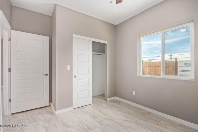 1304 S 5th Avenue, Tucson, AZ 85713