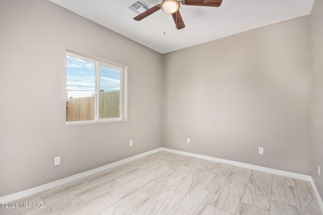 1304 S 5th Avenue, Tucson, AZ 85713