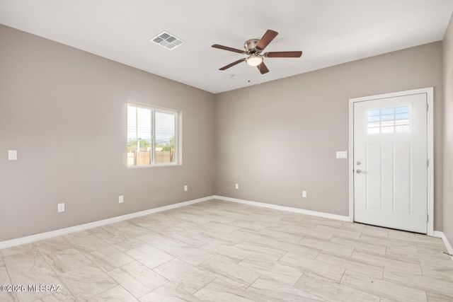 1304 S 5th Avenue, Tucson, AZ 85713