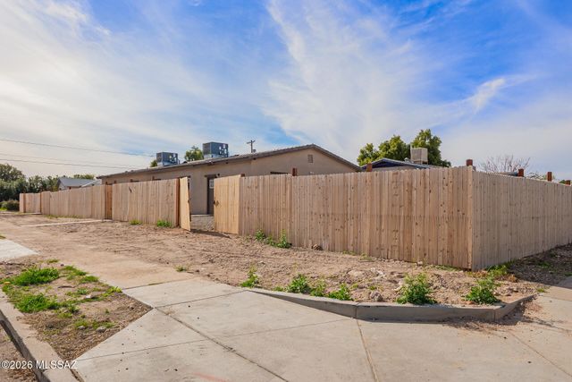 1304 S 5th Avenue, Tucson, AZ 85713
