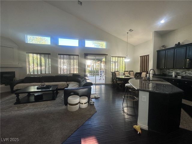 4132 Falcons Flight Avenue, North Las Vegas, NV 89084