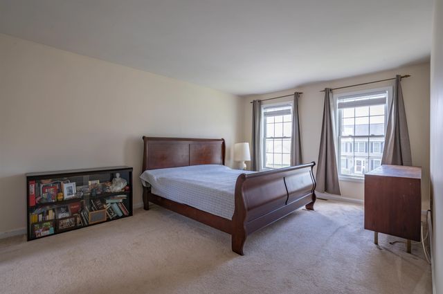 23 Normandy Way, Nashua, NH 03063