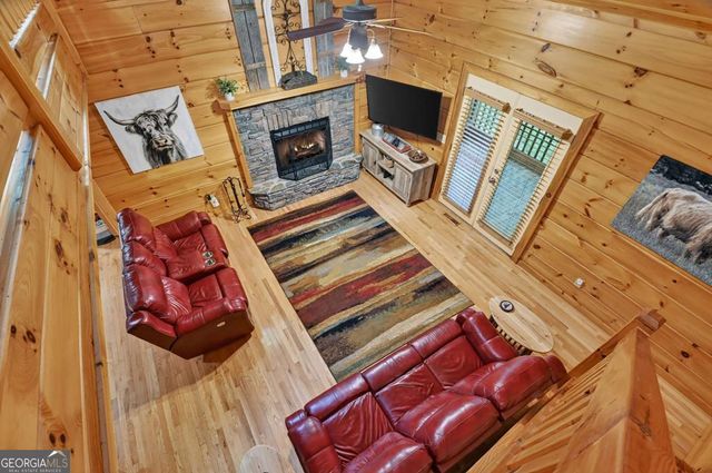 316 Pigeon Creek Road, Blue Ridge, GA 30513