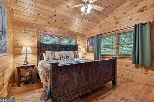 316 Pigeon Creek Road, Blue Ridge, GA 30513