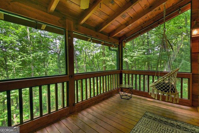 316 Pigeon Creek Road, Blue Ridge, GA 30513