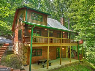 316 Pigeon Creek Road, Blue Ridge, GA 30513