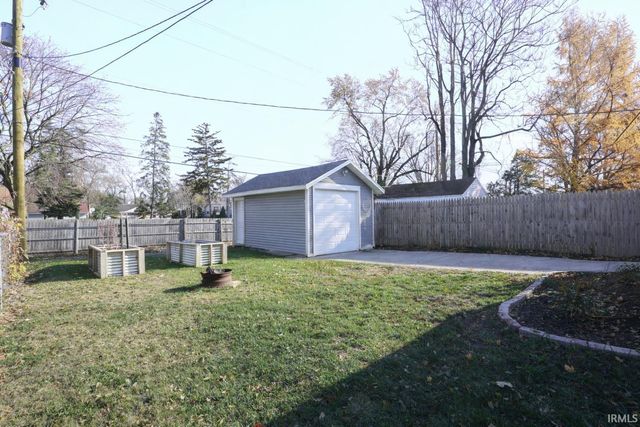 1134 Fremont Street, South Bend, IN 46628