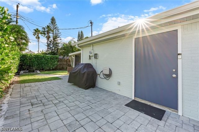 9792 Tonya CT, Bonita Springs, FL 34135