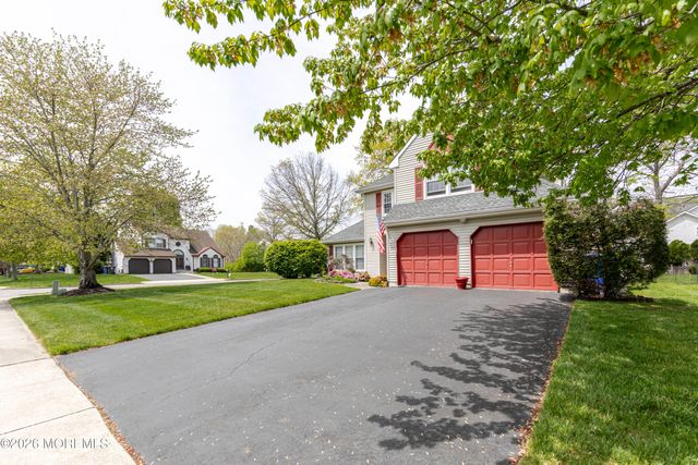 211 Down Hill Run, Toms River, NJ 08755