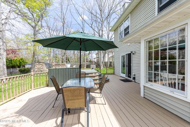 211 Down Hill Run, Toms River, NJ 08755