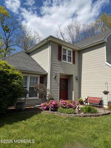 211 Down Hill Run, Toms River, NJ 08755