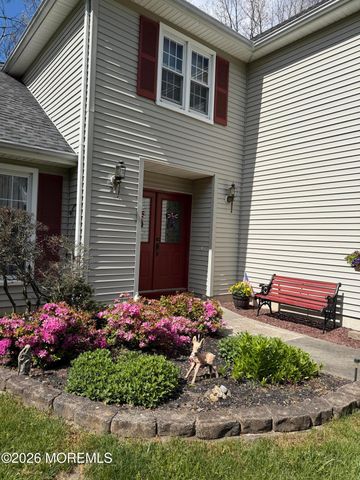 211 Down Hill Run, Toms River, NJ 08755