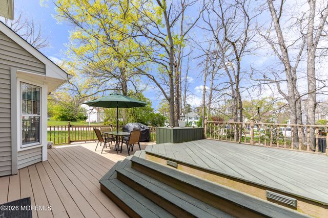 211 Down Hill Run, Toms River, NJ 08755