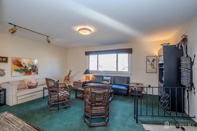 15 Newkirk Road, Franklin Twsp, NJ 08873