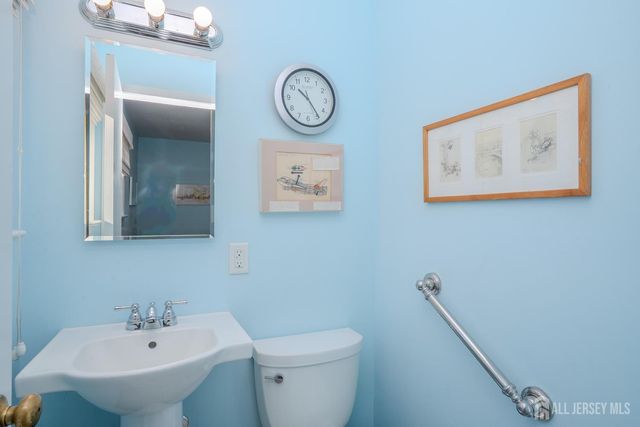 15 Newkirk Road, Franklin Twsp, NJ 08873