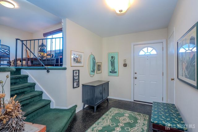 15 Newkirk Road, Franklin Twsp, NJ 08873