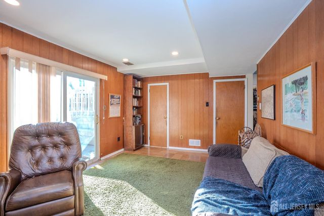 15 Newkirk Road, Franklin Twsp, NJ 08873