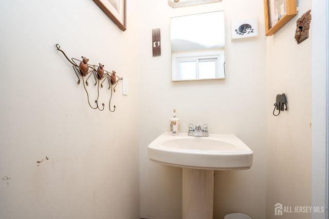 15 Newkirk Road, Franklin Twsp, NJ 08873