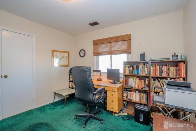 15 Newkirk Road, Franklin Twsp, NJ 08873