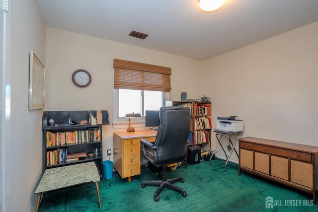 15 Newkirk Road, Franklin Twsp, NJ 08873