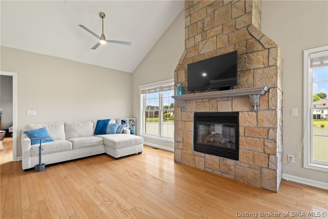 3104 Island Court, Jeffersonville, IN 47130