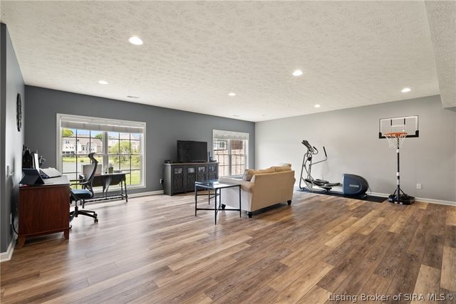 3104 Island Court, Jeffersonville, IN 47130