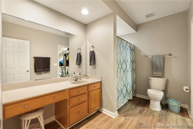 3104 Island Court, Jeffersonville, IN 47130